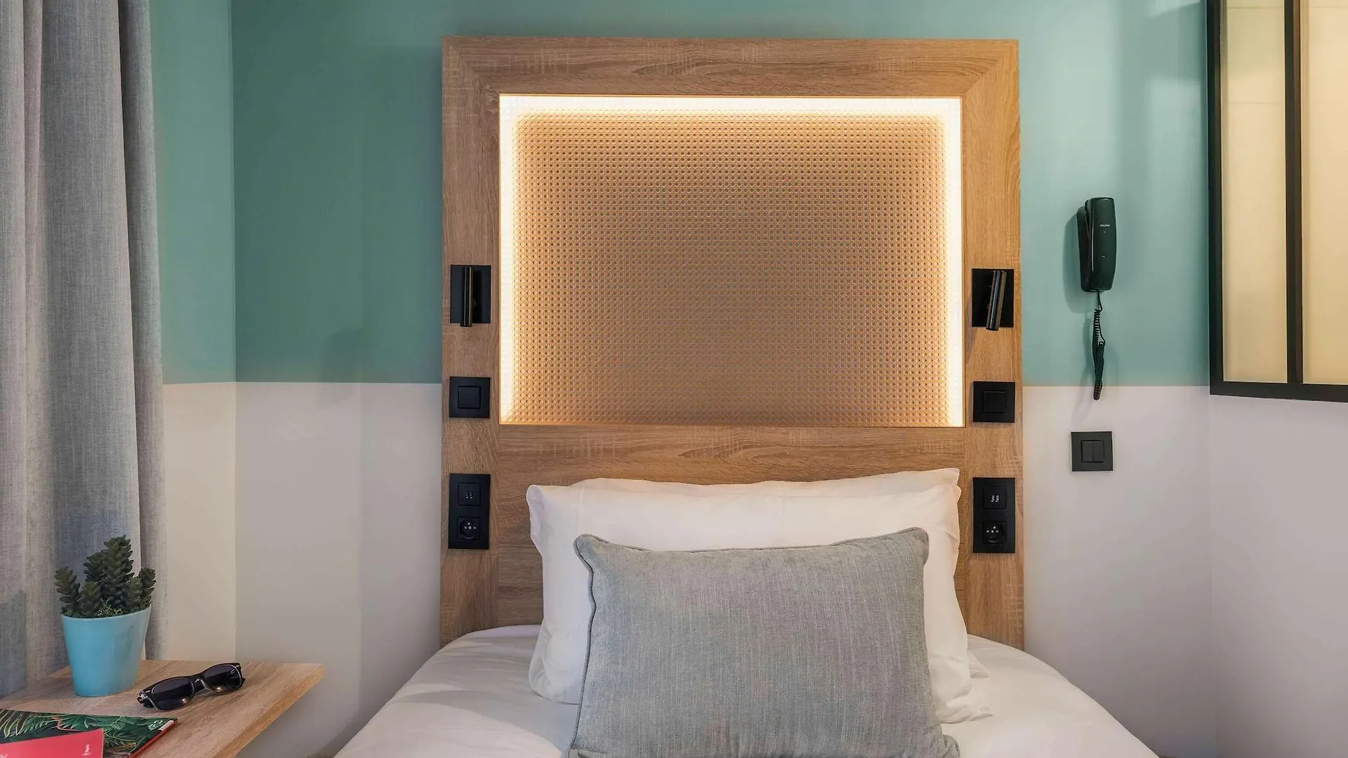 Hotel Ibis Styles Montmartre Nord 3*