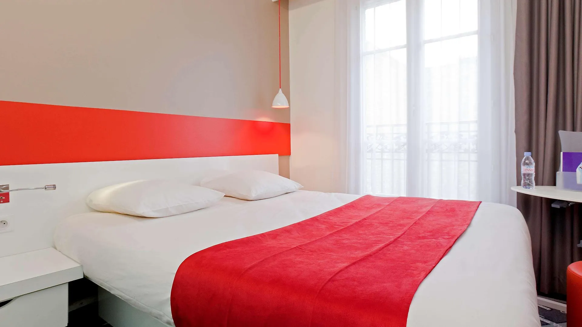 Ibis Styles Montmartre Nord Hotel 3*
